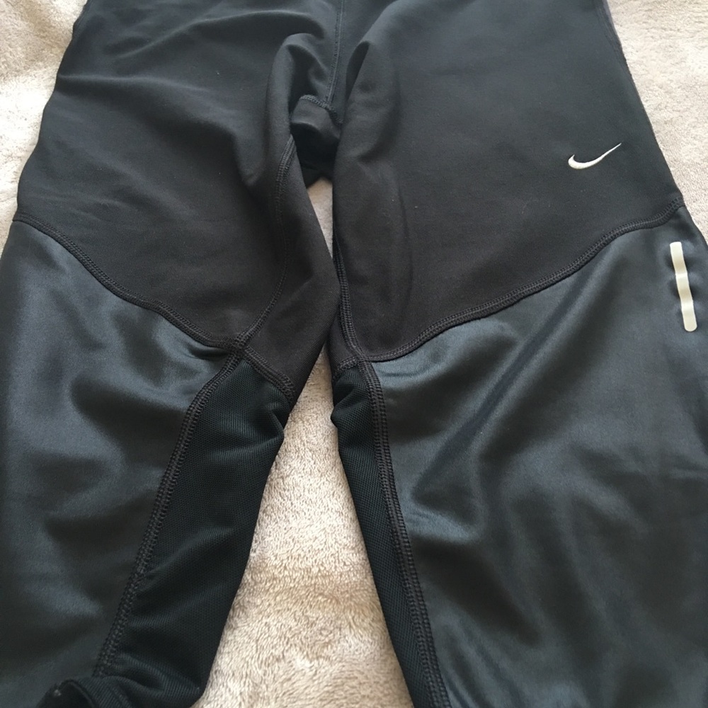 Active wear Nike Capri very nice
